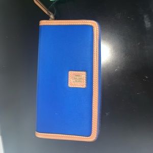 Tommy Hilfiger Wallet. Brand new and never worn, tag attached still.